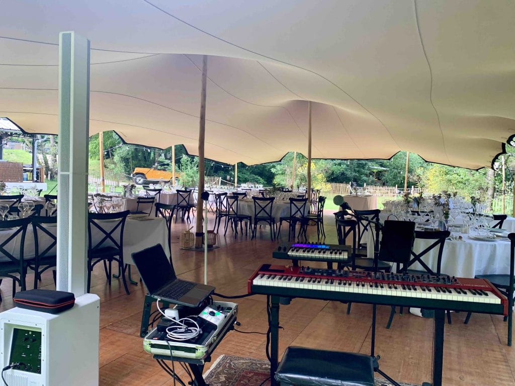 Musicien Mariage Fontaine Minérale