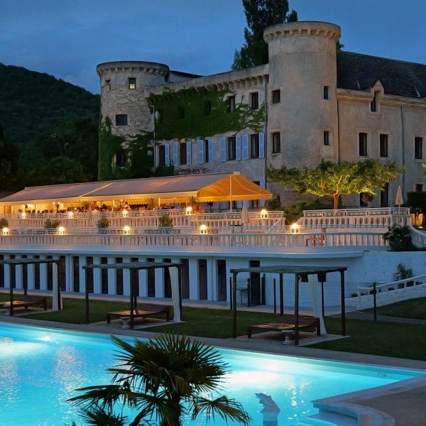 Groupe-de-Musique-au-Chateau-de-Fontager-